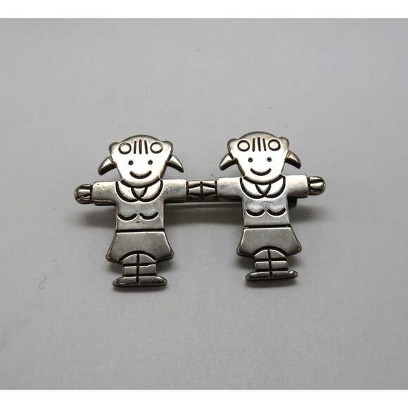 Best Brooch Pendant Twin Girls Sisters Doll 1.75" Silver Tone Pin Vintage - Picture 3 of 12